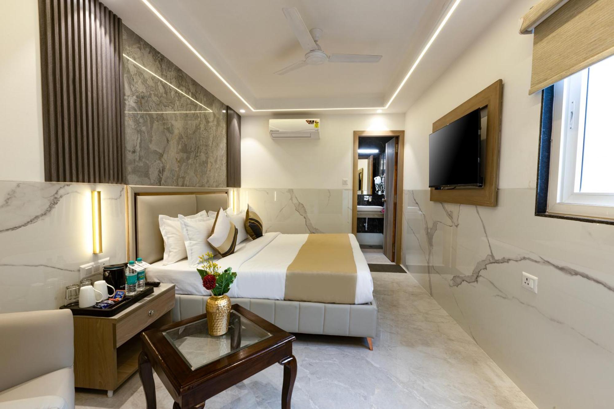 The Orion Hotel Era - Delhi Airport Nuova Delhi Esterno foto