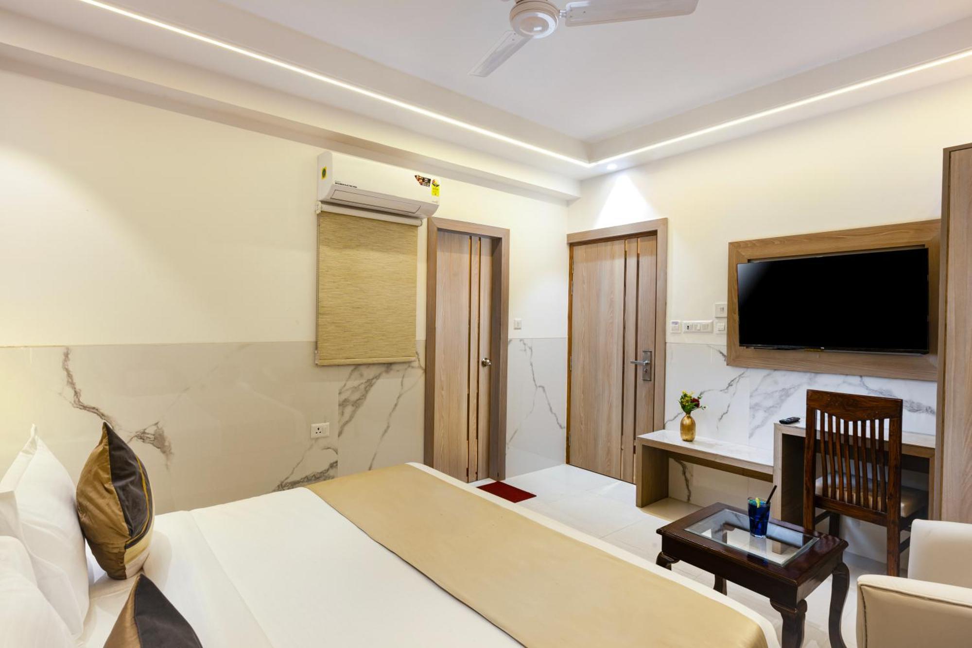 The Orion Hotel Era - Delhi Airport Nuova Delhi Esterno foto